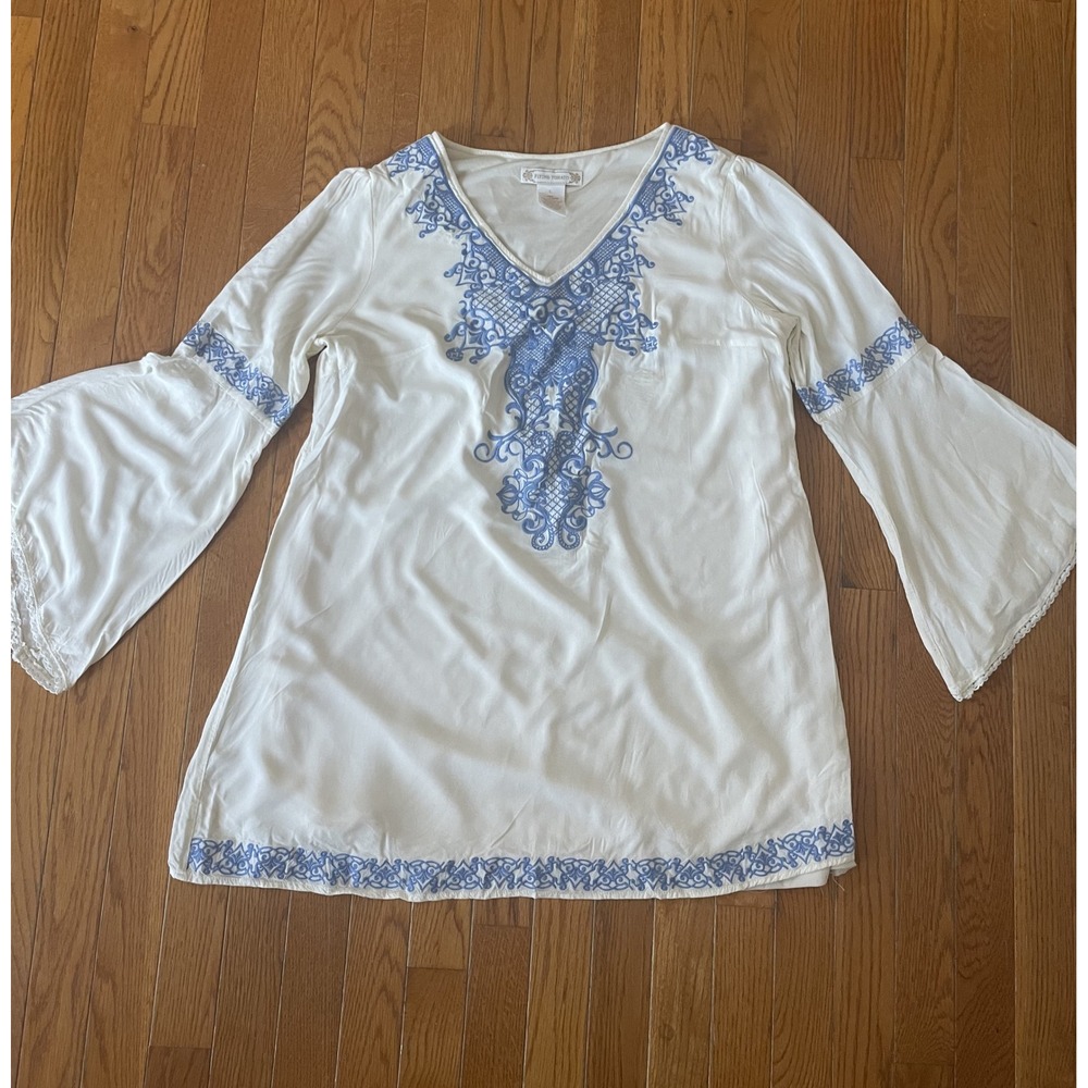 Flying Tomato Top Womens Size L White blue‎ Embroidered Bell Sleeve Boho Peasant